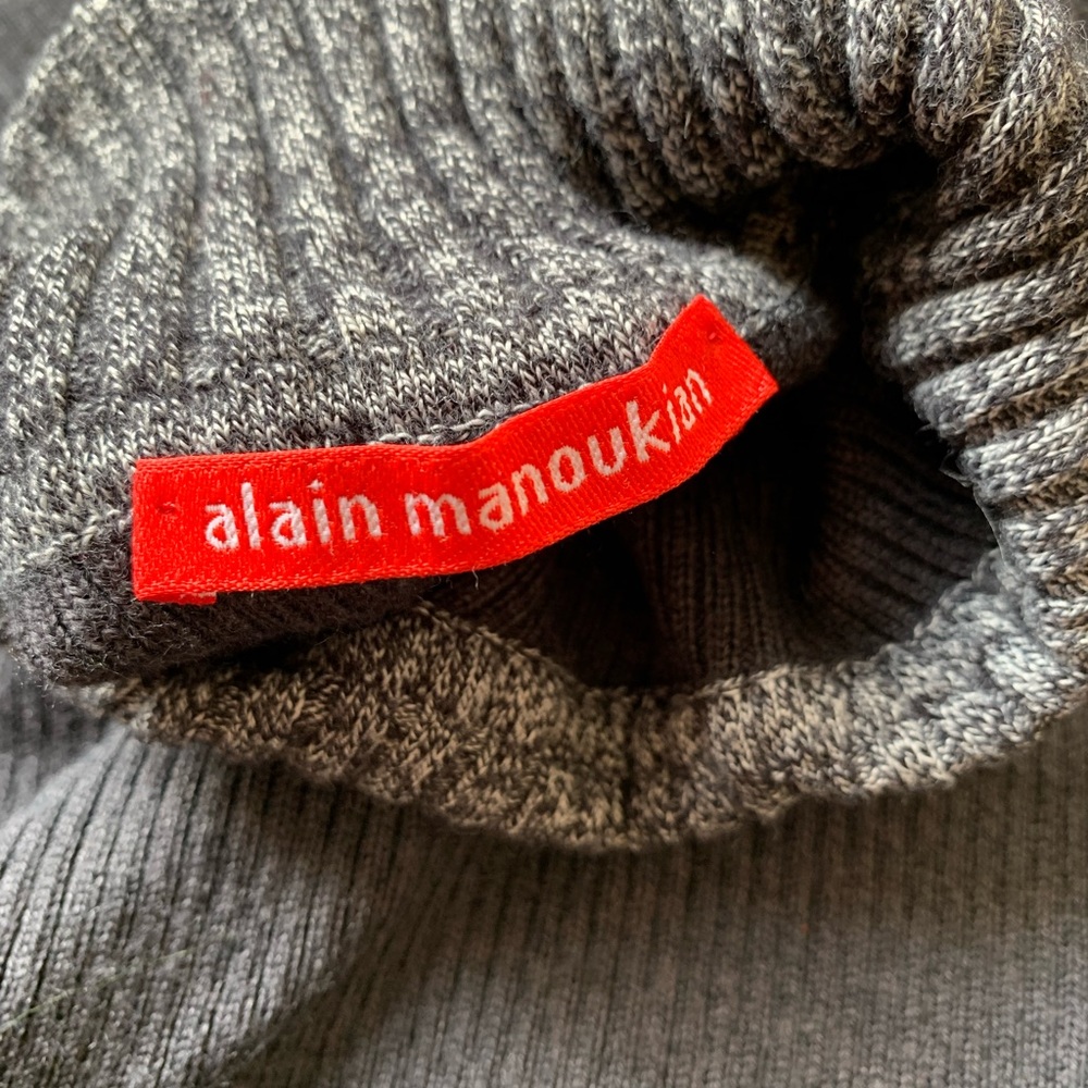 Alan Manoukian turtleneck sweater